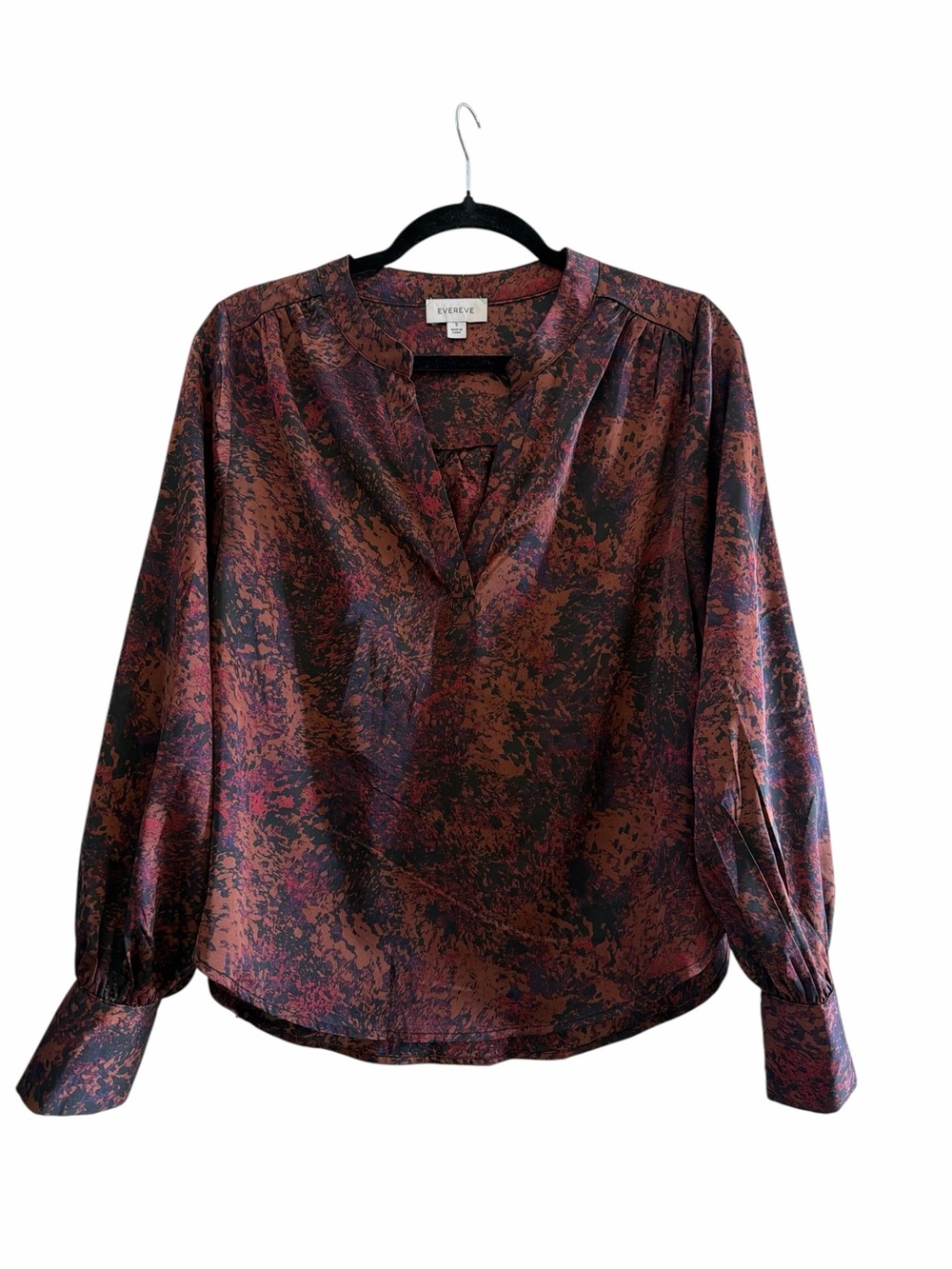 Evereve Marbled V-Neck Long Sleeve Blouse - Burgundy, Black